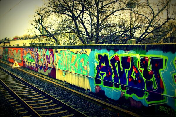 Eisenbahnen und Graffiti