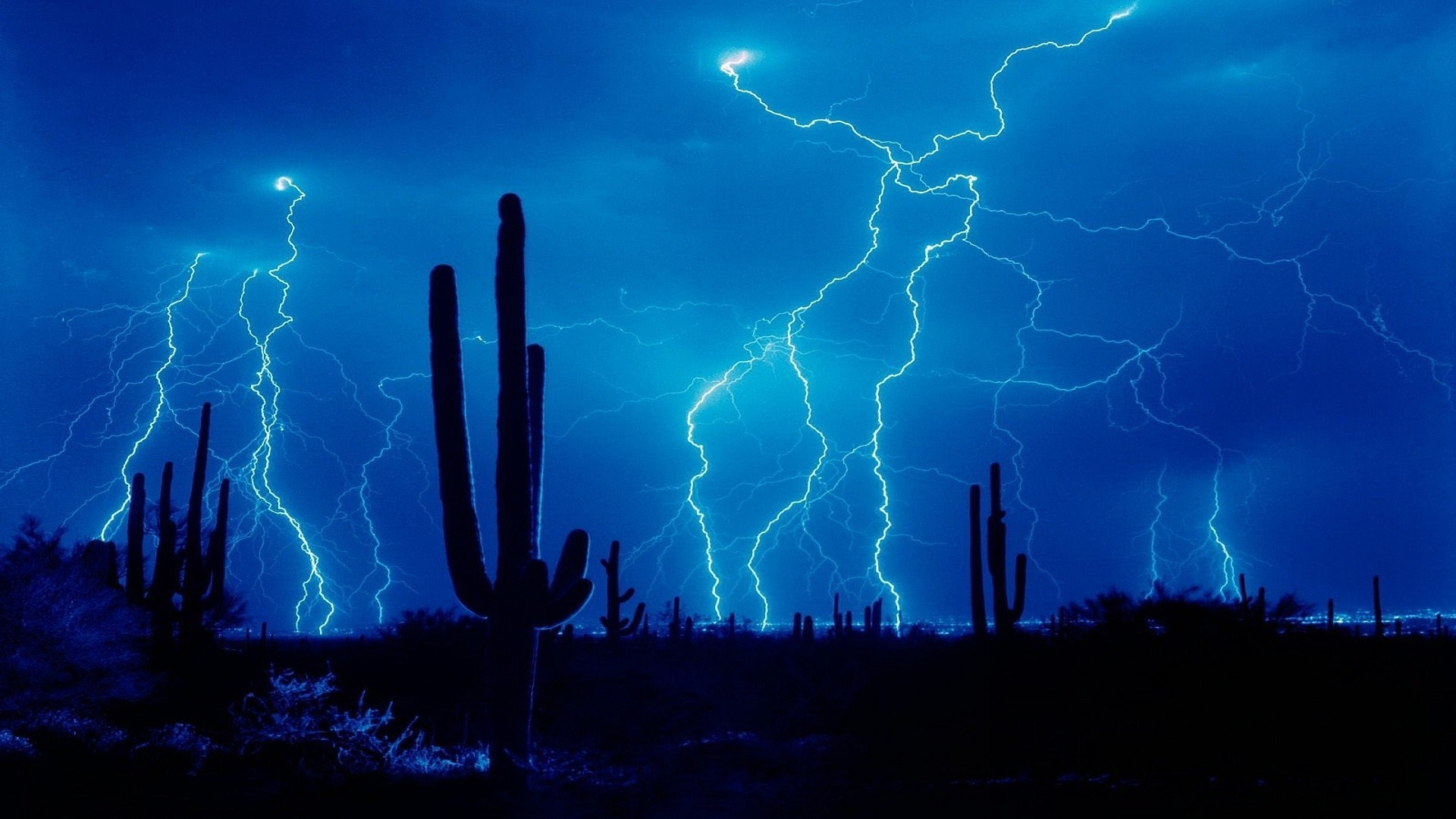 foudre tempête pluie lumière catastrophe tonnerre danger