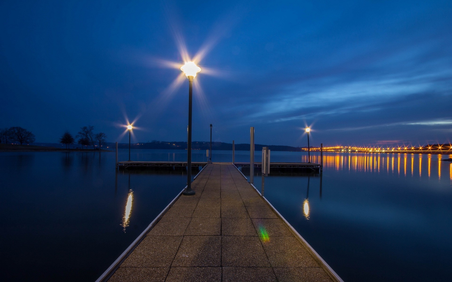 stadt und architektur sonnenuntergang wasser himmel dämmerung dämmerung abend brücke pier reflexion meer reisen ozean licht sonne landschaft strand fluss liegeplatz