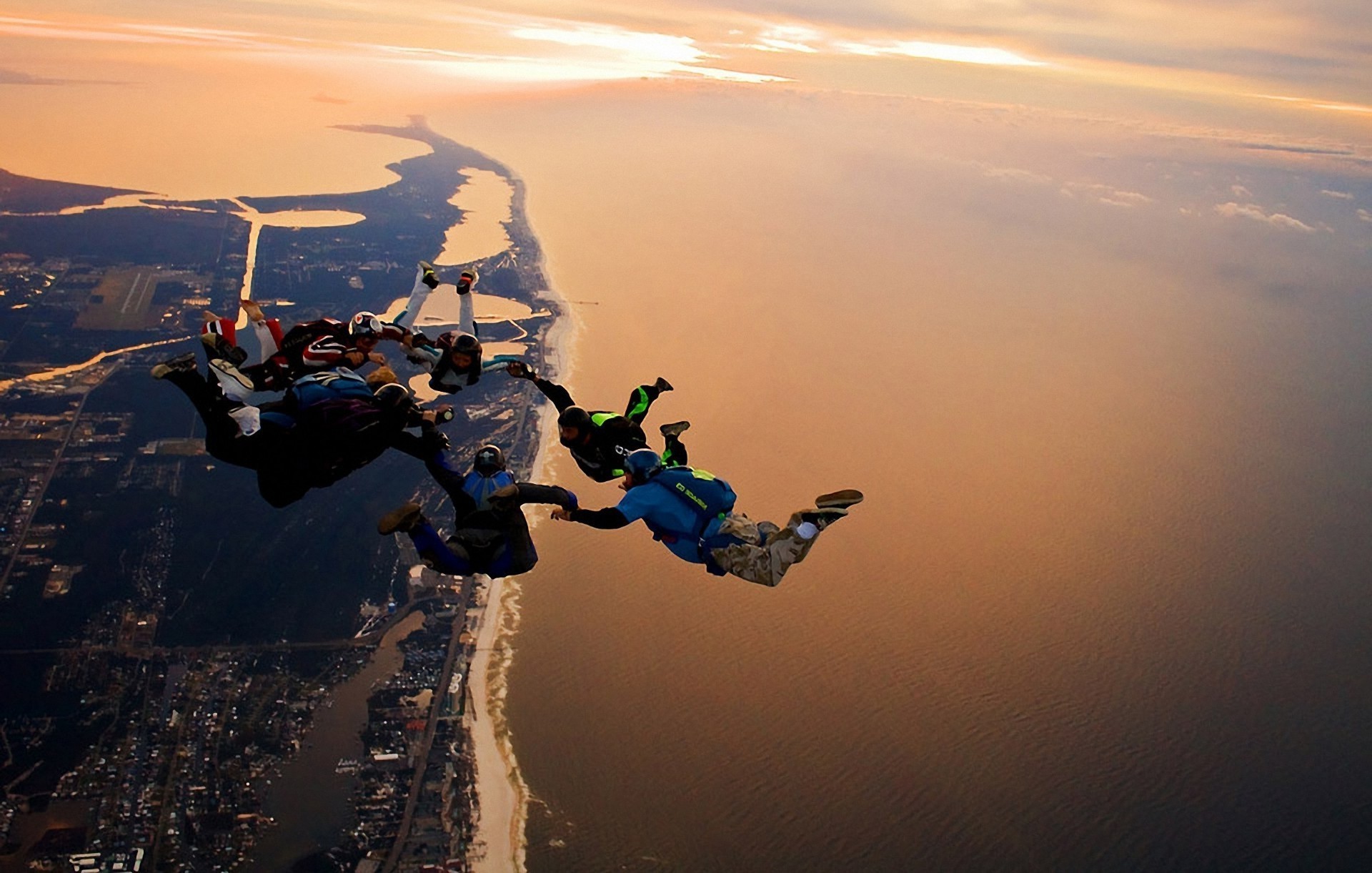 sport sonnenuntergang himmel freizeit aktion flugzeug reisen landschaft dämmerung bewegung abenteuer auto strand erwachsener fliegen berge flugzeug