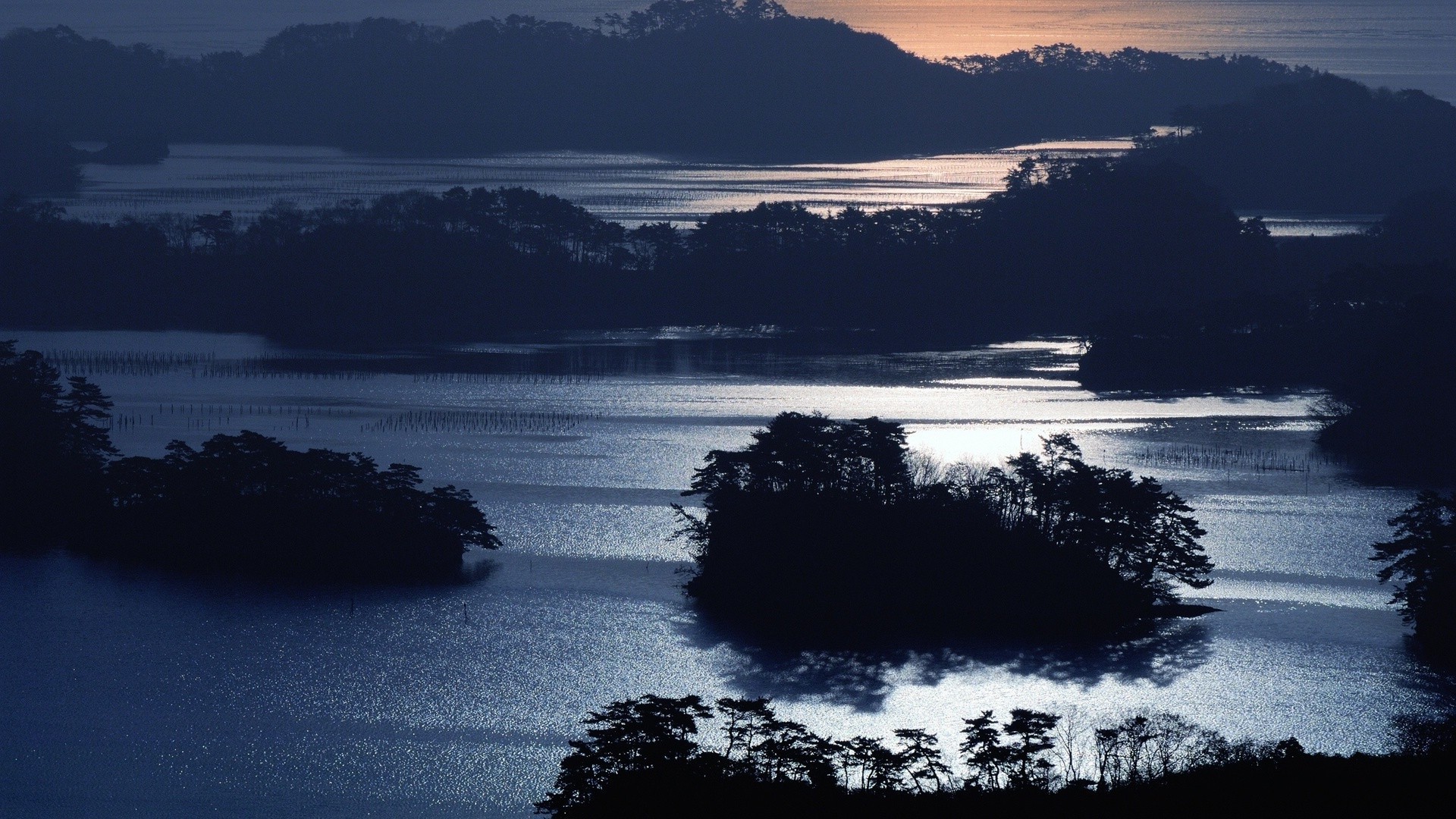 夜 黄昏暮光 黄昏暮光 水 日落 景观 海 海滩 海 旅行 黎明 黄昏 晚上 户外 海洋 天空 景观 自然 反射