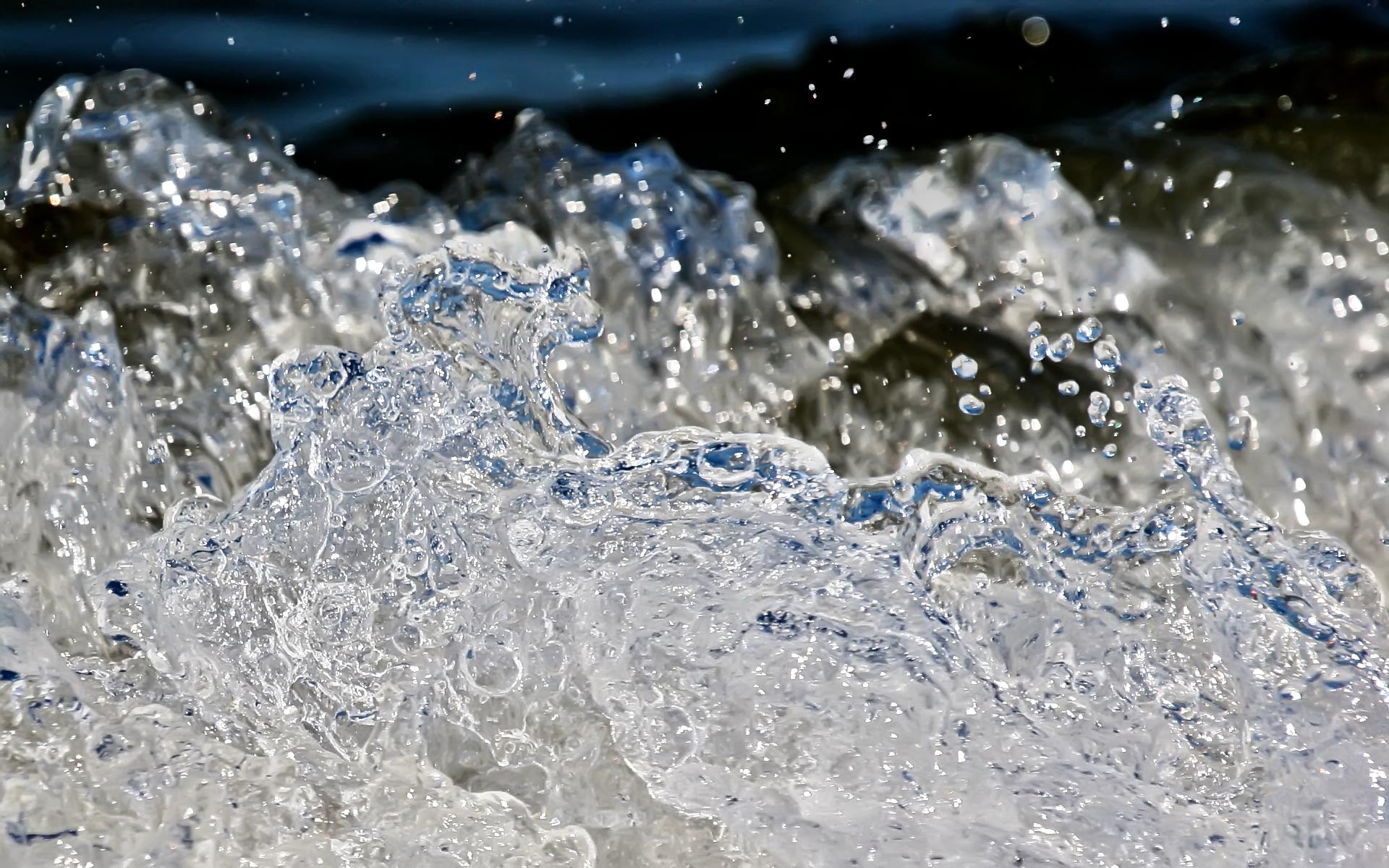 капельки и вода мокрый пузырь воды всплеск падение чистые понятно чистота пульсация дождь капли движения мыть жидкость волна холодная поток бирюза водослива