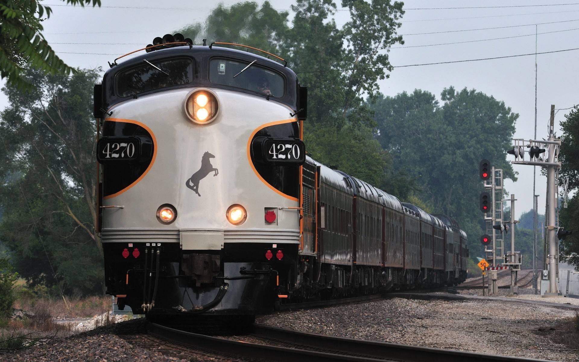 navi treno ferrovia sistema di trasporto pista auto viaggi motore all aperto spedizione diesel strada auto