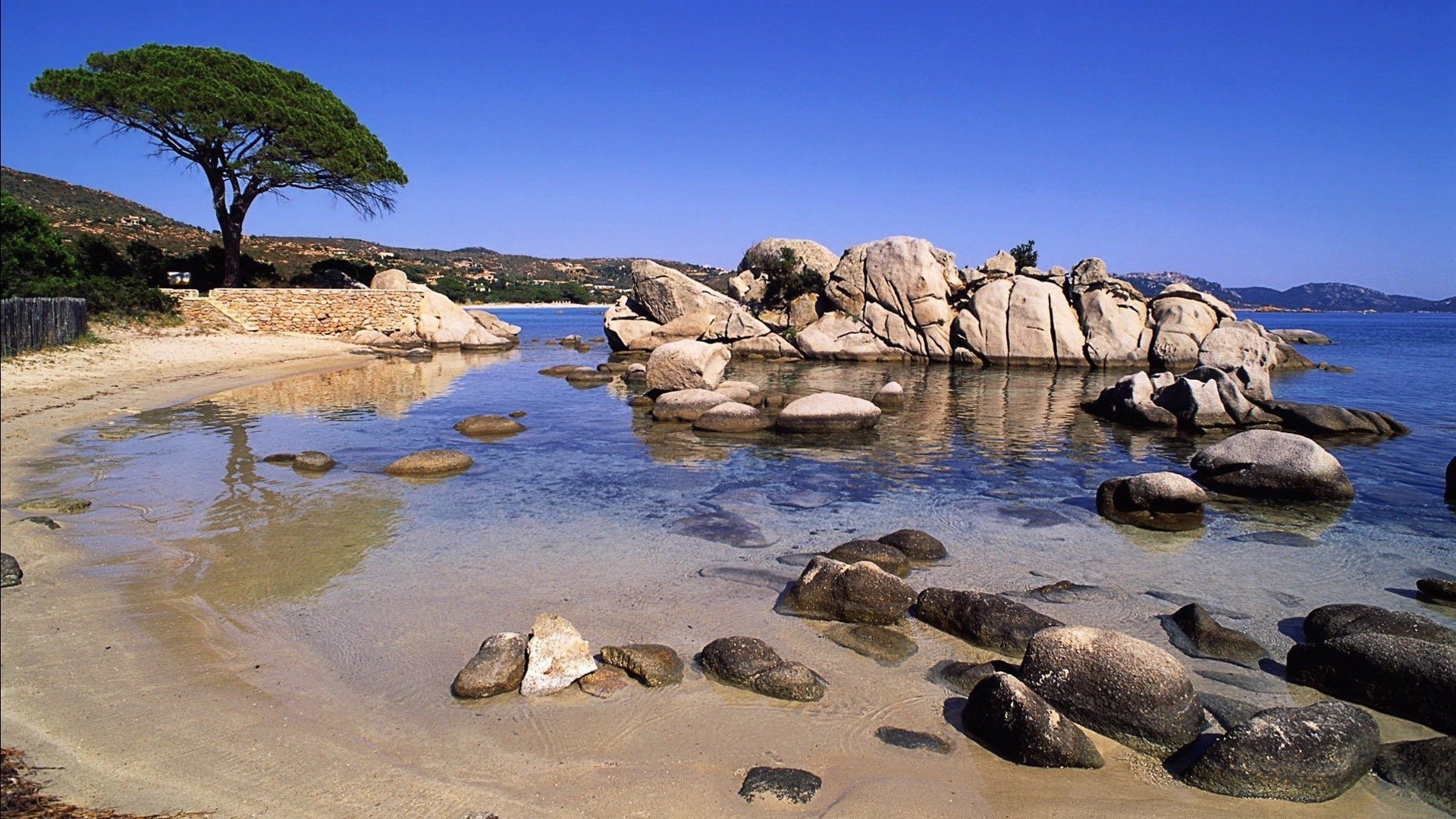 sea and ocean water seashore nature beach rock sea sky travel landscape ocean sand summer shore scenic fair weather sun vacation outdoors wave