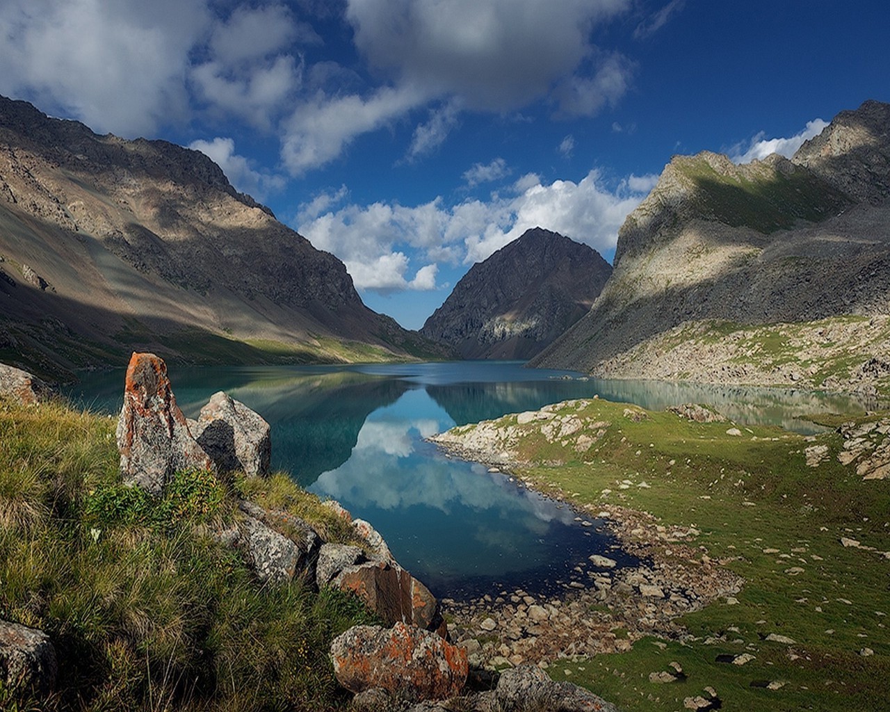 primavera paisagem montanha água viajar ao ar livre natureza rocha lago vale céu cênica neve caminhada rio luz do dia