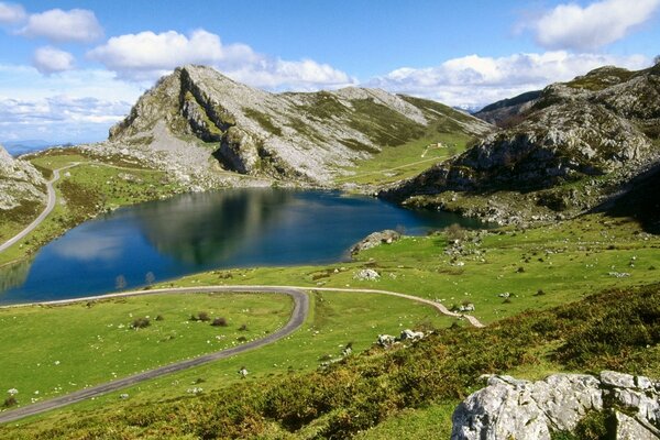 Reisen. Landschaft der Berge im Freien