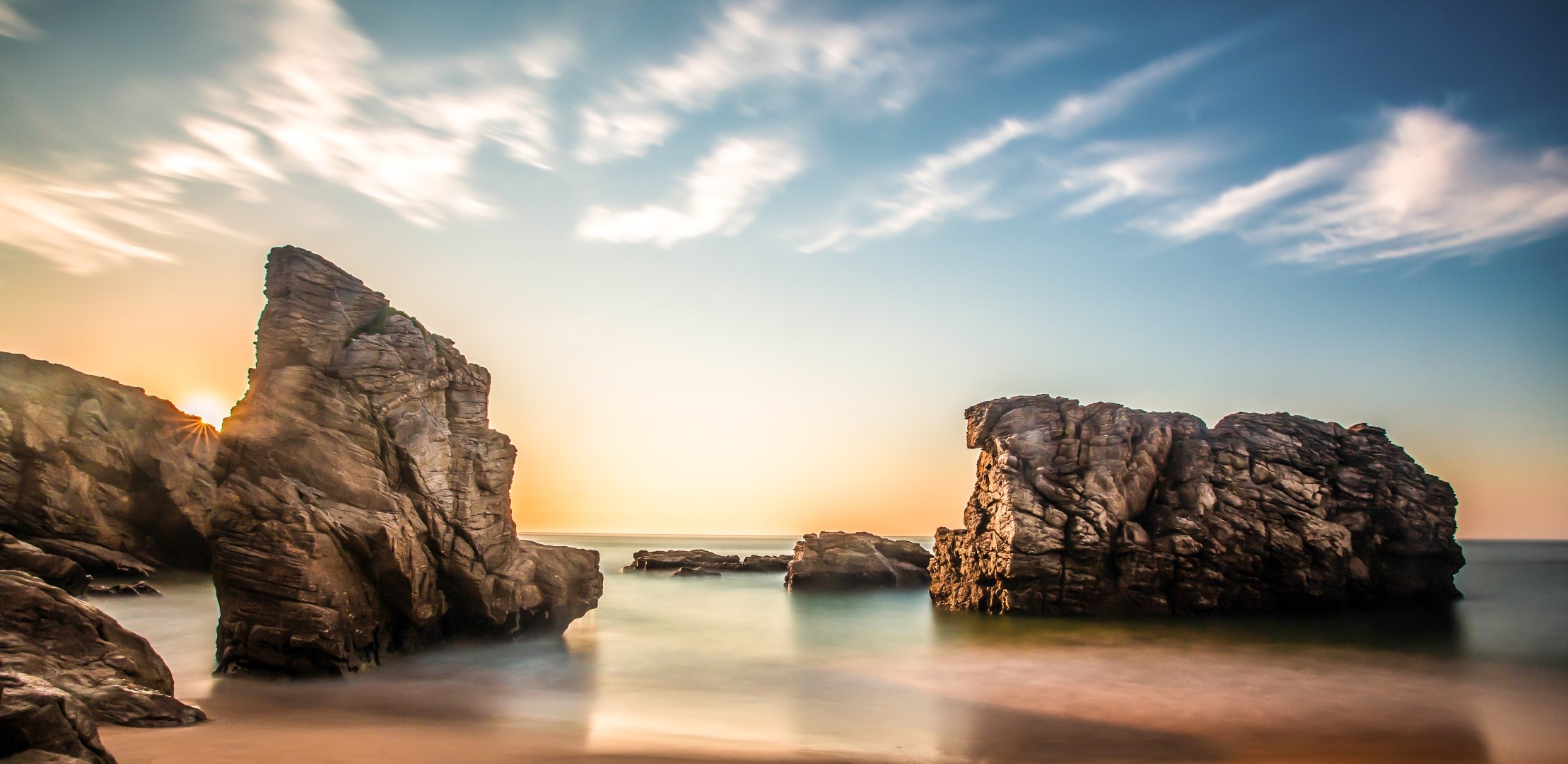 rocce massi e rocce massi e rocce acqua tramonto spiaggia mare mare viaggi oceano roccia cielo alba crepuscolo paesaggio sole all aperto natura sera paesaggio