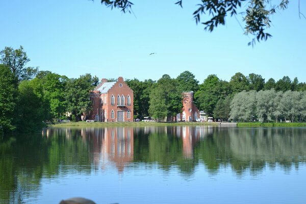 Beautiful houses by a wonderful lake