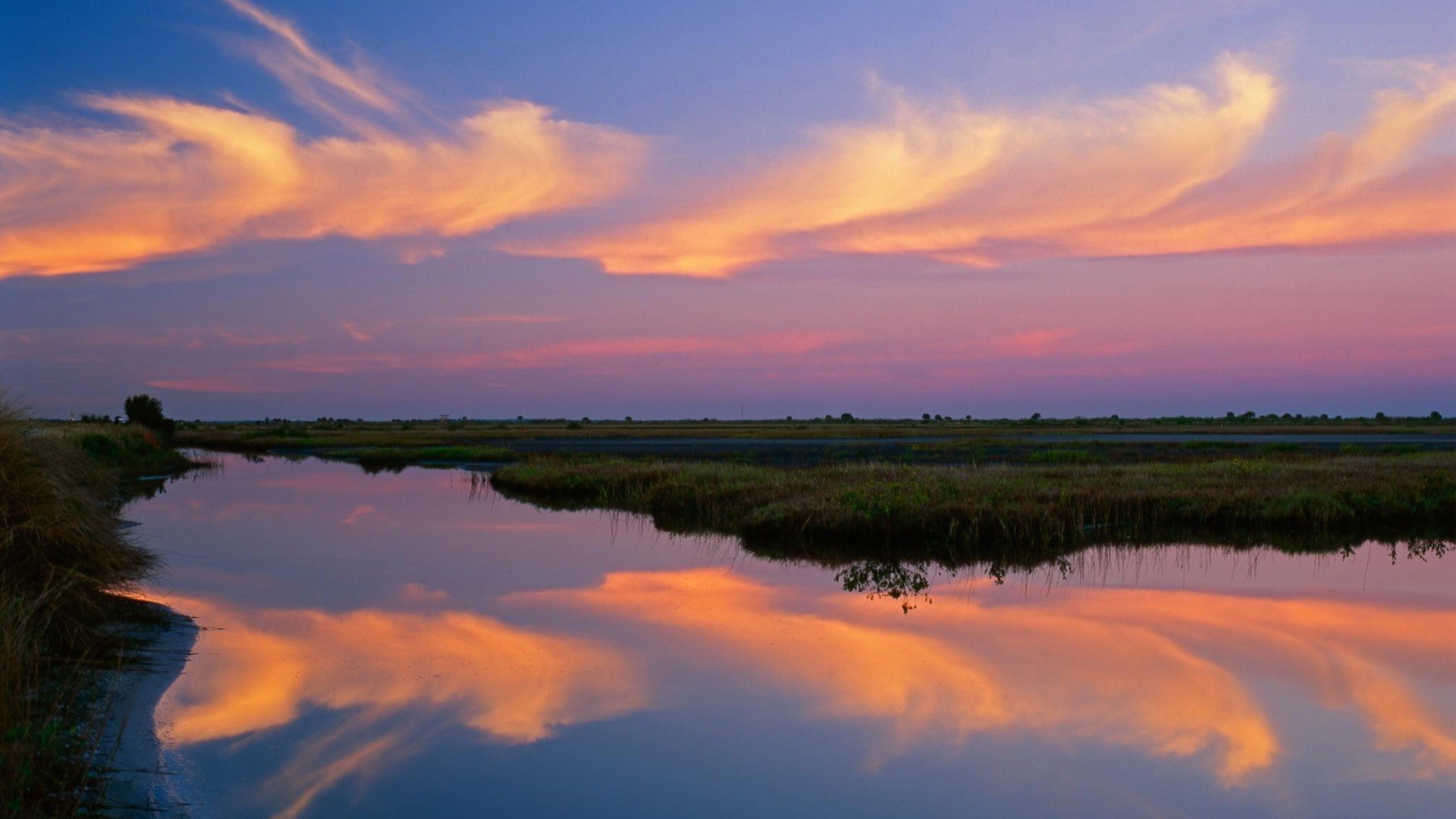 puesta de sol y amanecer reflexión agua puesta de sol amanecer lago noche naturaleza crepúsculo al aire libre paisaje cielo árbol sol