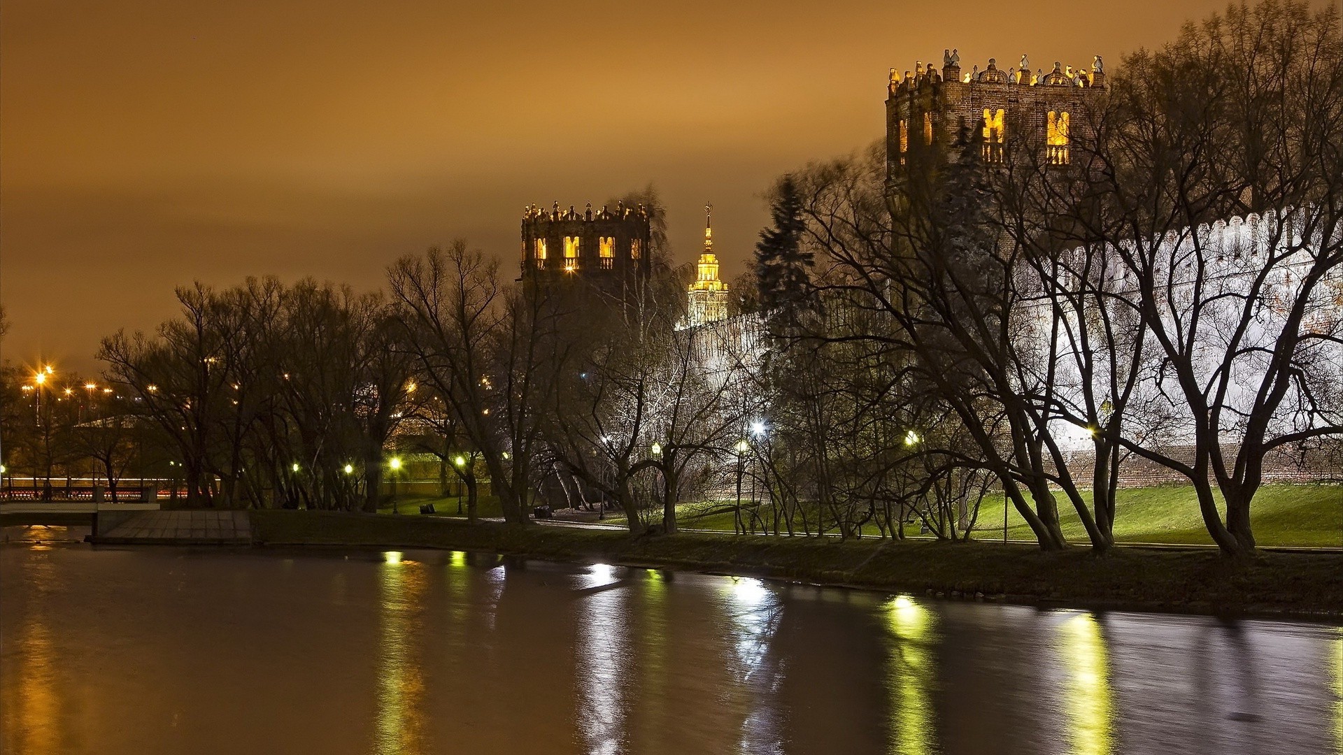 ancient architecture water reflection sunset river city dawn evening tree architecture bridge dusk travel light sky outdoors castle lake building cityscape