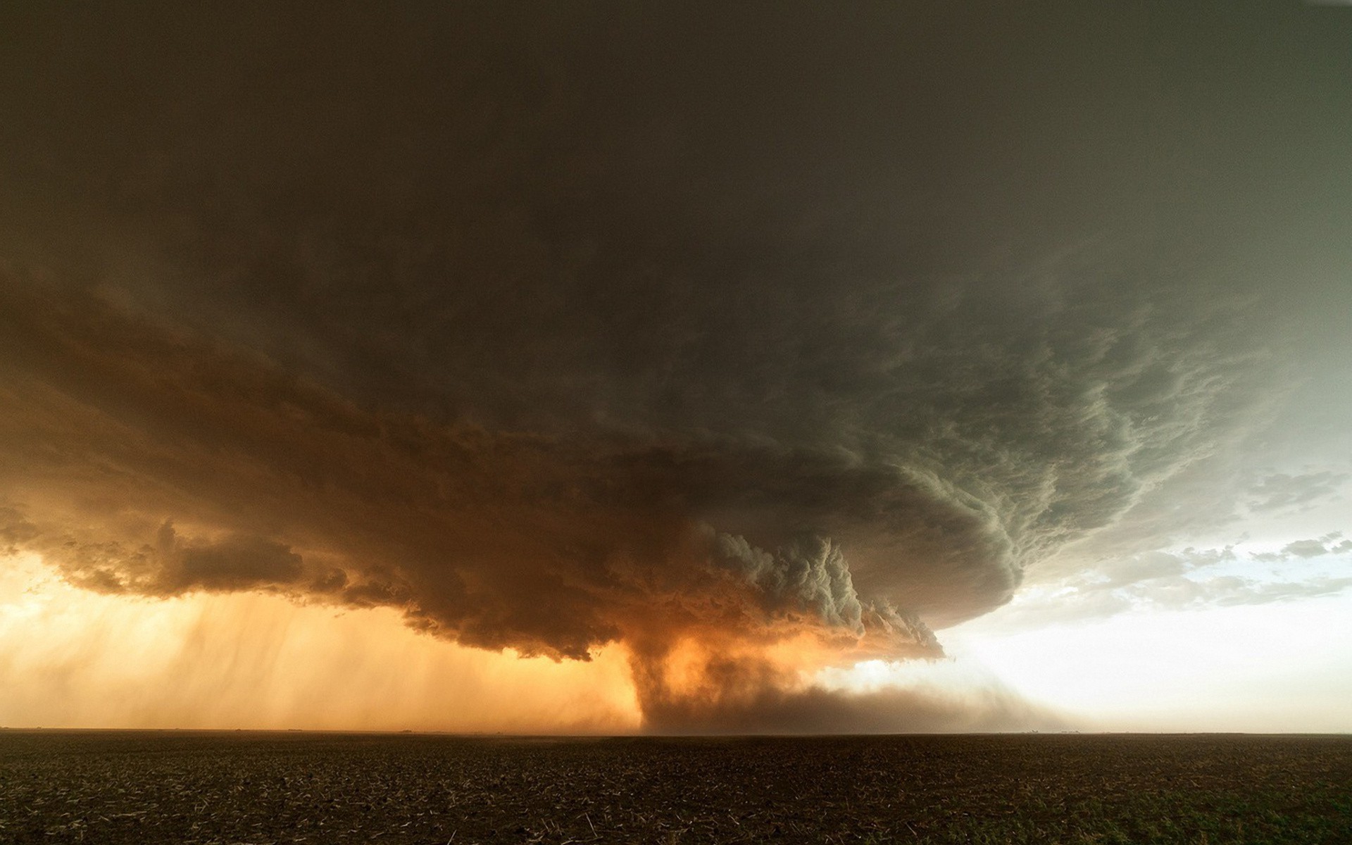 the wind storm sunset landscape rain dawn sky sun lightning nature weather dramatic water thunderstorm evening dark outdoors fog dusk light