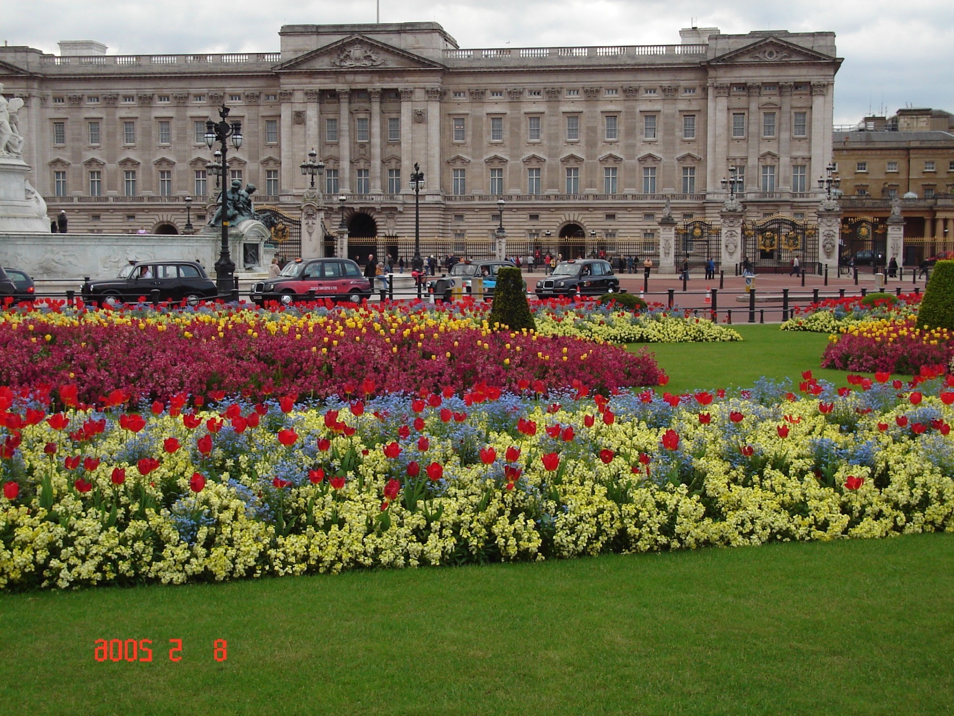 Buckingham Palace, London, England скачать