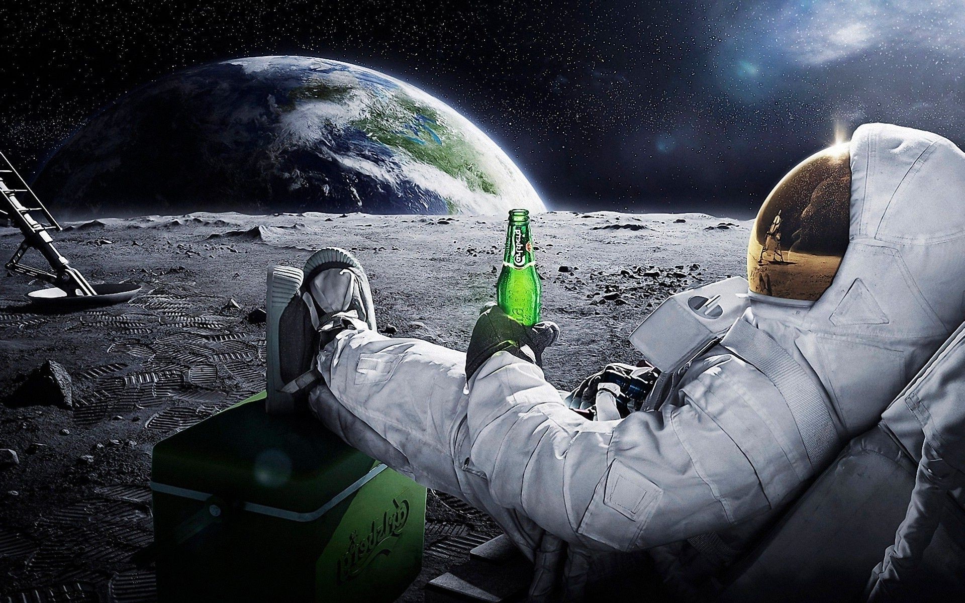 Earth Beer Carlsberg Astronaut Space Moon Astronaut Iphone