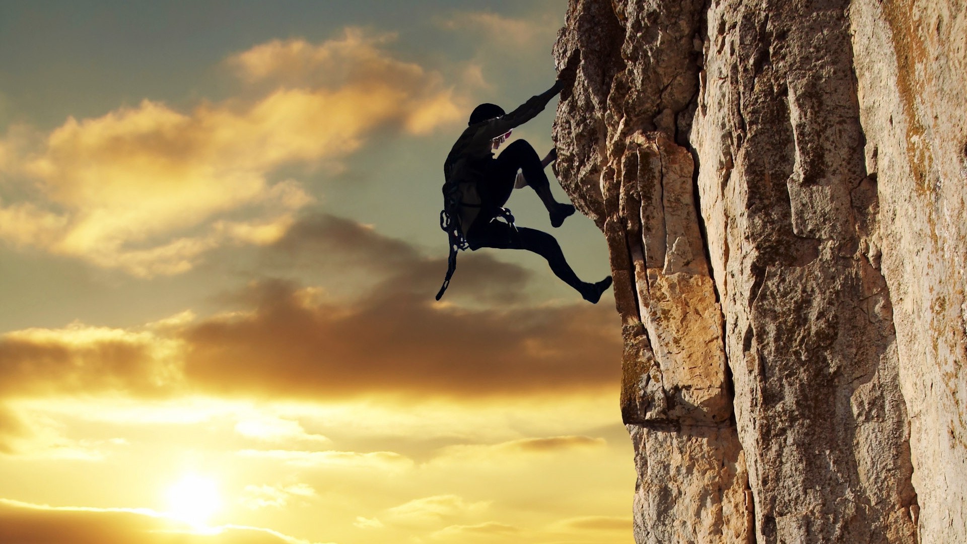 esporte pôr do sol escalar alpinista escalada céu desafio aventura definição coragem realização ao ar livre esforços