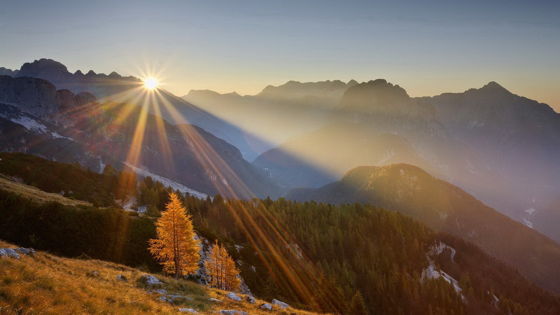 montagna tramonto montagna alba neve nebbia viaggi paesaggio cielo autunno natura nebbia all aperto sole sera bel tempo