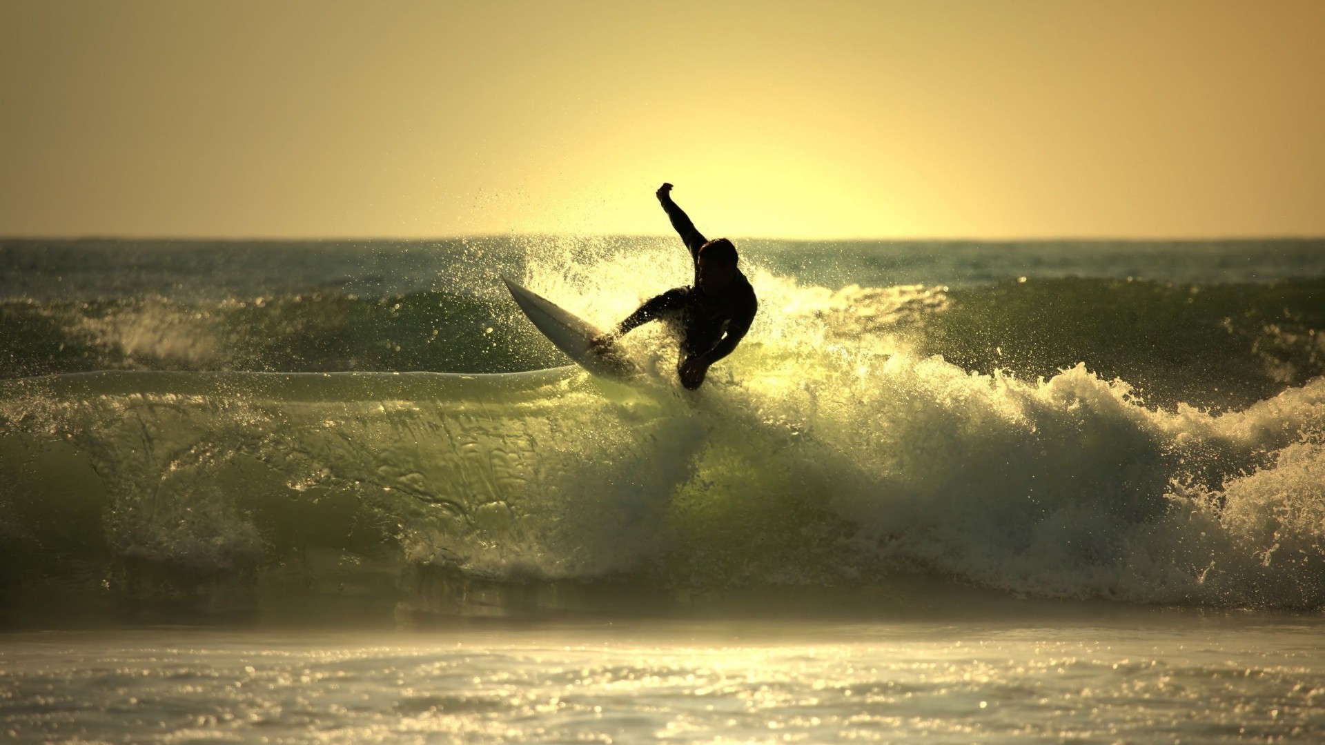 morze i ocean woda zachód słońca plaża surf ocean morze świt akcja niebo słońce morza zmierzch sylwetka wieczór sporty wodne rekreacja burza światło