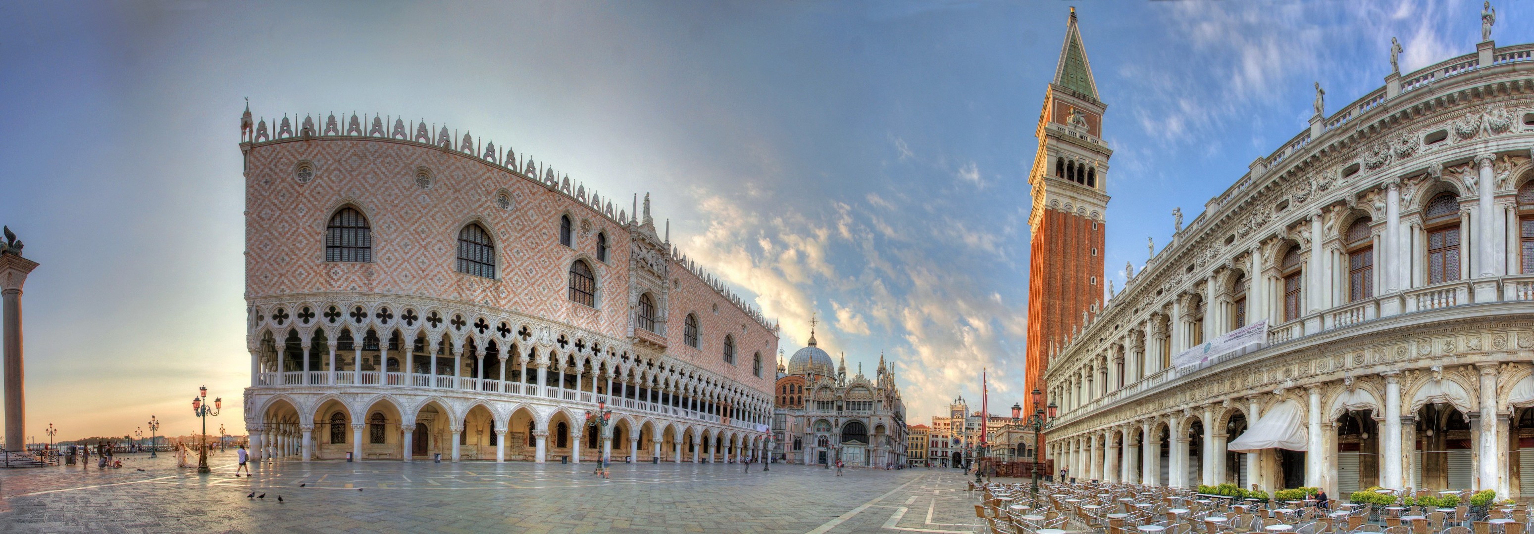 cidades arquitetura viagens casa veneziano ao ar livre antigo turismo céu atração turística velho praça gótico plaza exterior arco torre