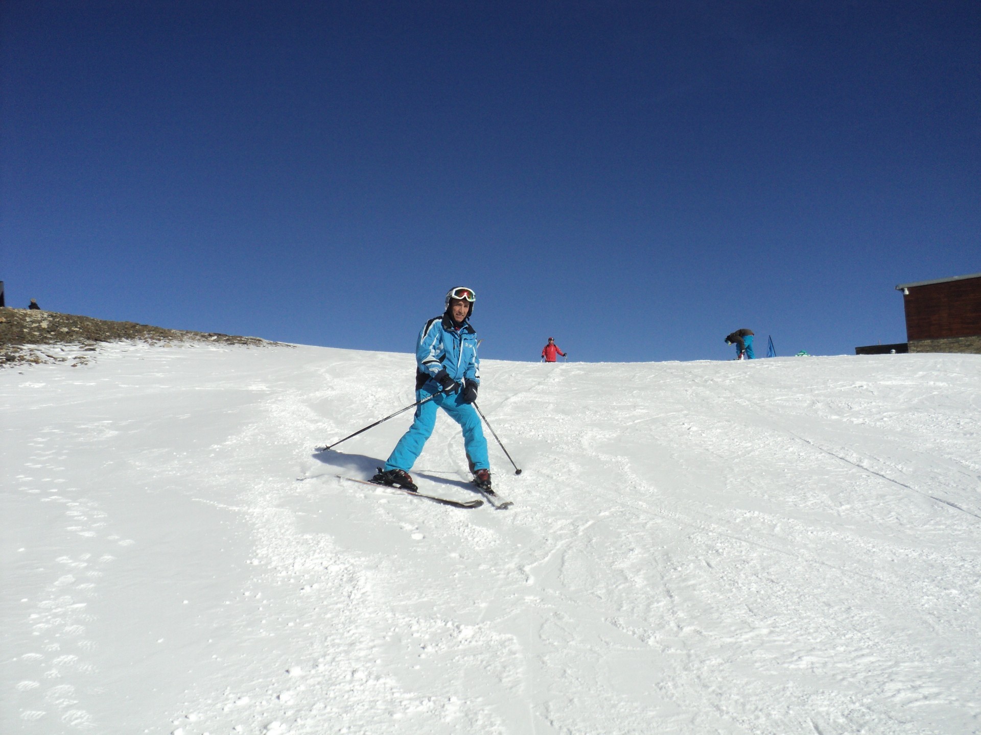 im urlaub schnee winter kälte eis erholung aktion berge skifahrerin resort erholung abenteuer