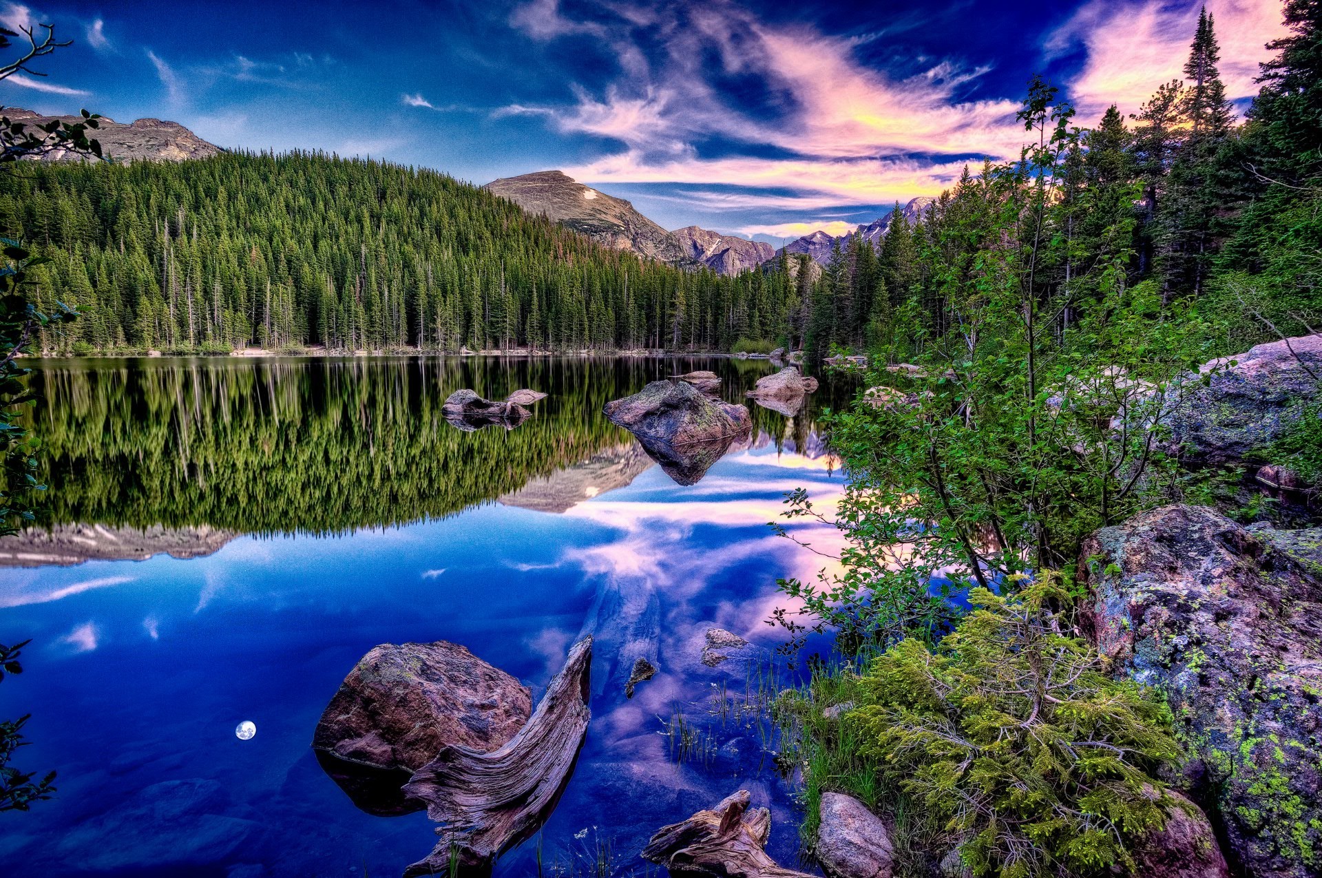 flüsse teiche und bäche teiche und bäche wasser landschaft berge reisen natur landschaftlich holz im freien himmel baum rock see fluss tal urlaub schön sommer landschaft