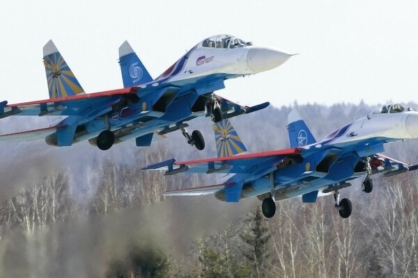 Equipe acrobática Russian Knights, caça Su-27 da Força Aérea Russa