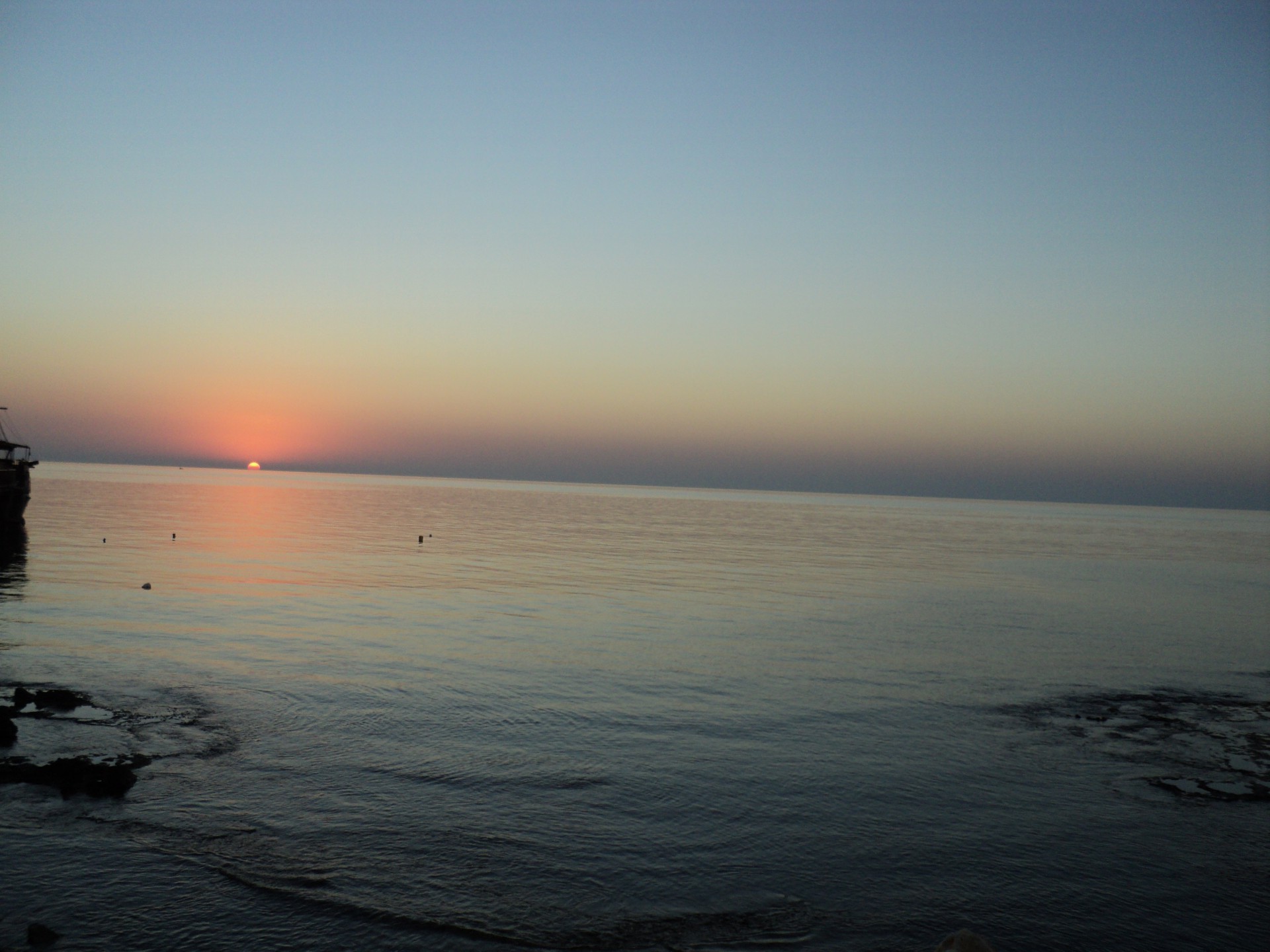 mer et océan coucher de soleil eau plage aube mer soleil soir paysage crépuscule océan paysage ciel mer lumière