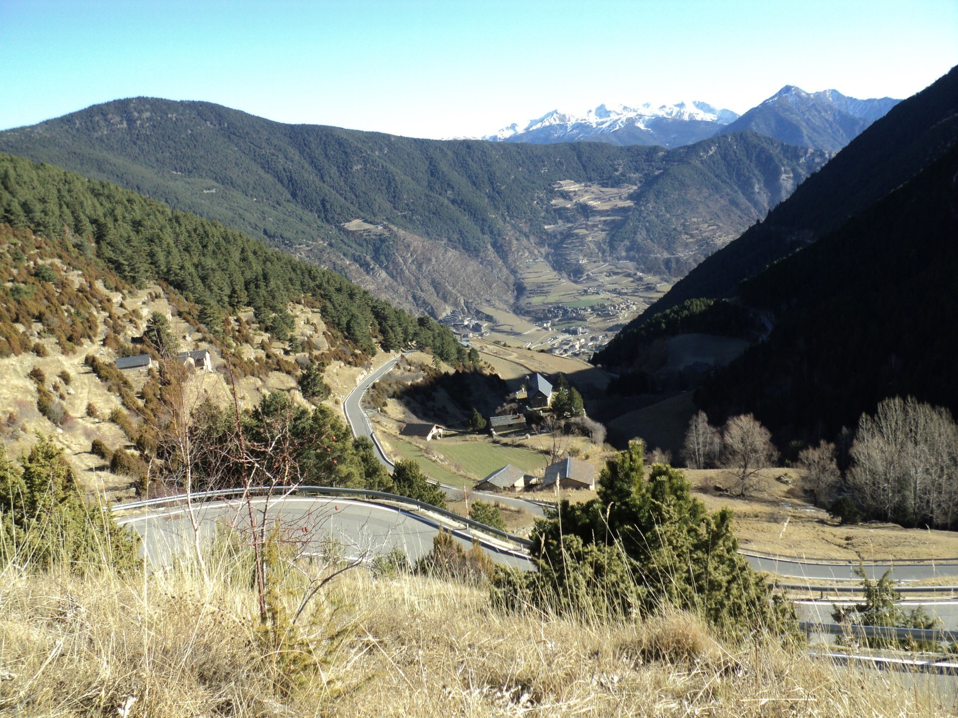 lugares famosos montanhas paisagem viagens natureza ao ar livre céu água cênica grama vale madeira árvore verão