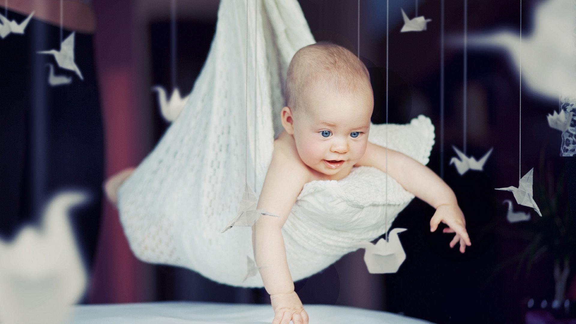 babys kind kind drinnen niedlich mädchen wenig porträt allein unschuld freude familie zimmer schön liebe