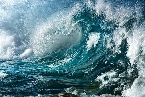 Surf en el océano Pacífico