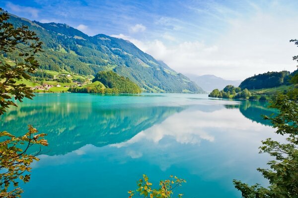 Pendant le voyage, une telle beauté a été vue