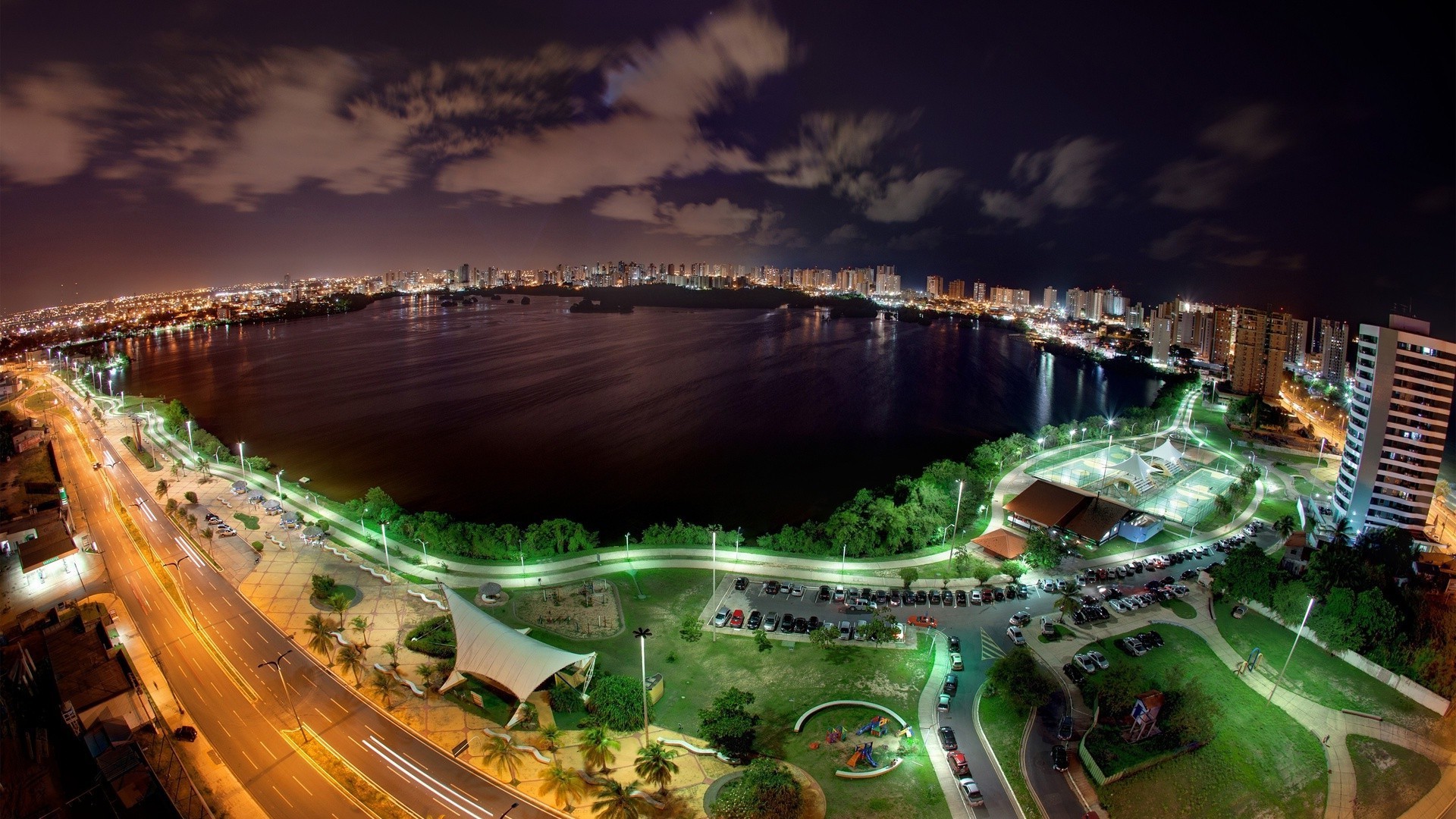 cidades e arquitetura cidade viagens arquitetura água estrada tráfego sistema de transporte urbano noite crepúsculo cidade casa céu ponte centro da cidade