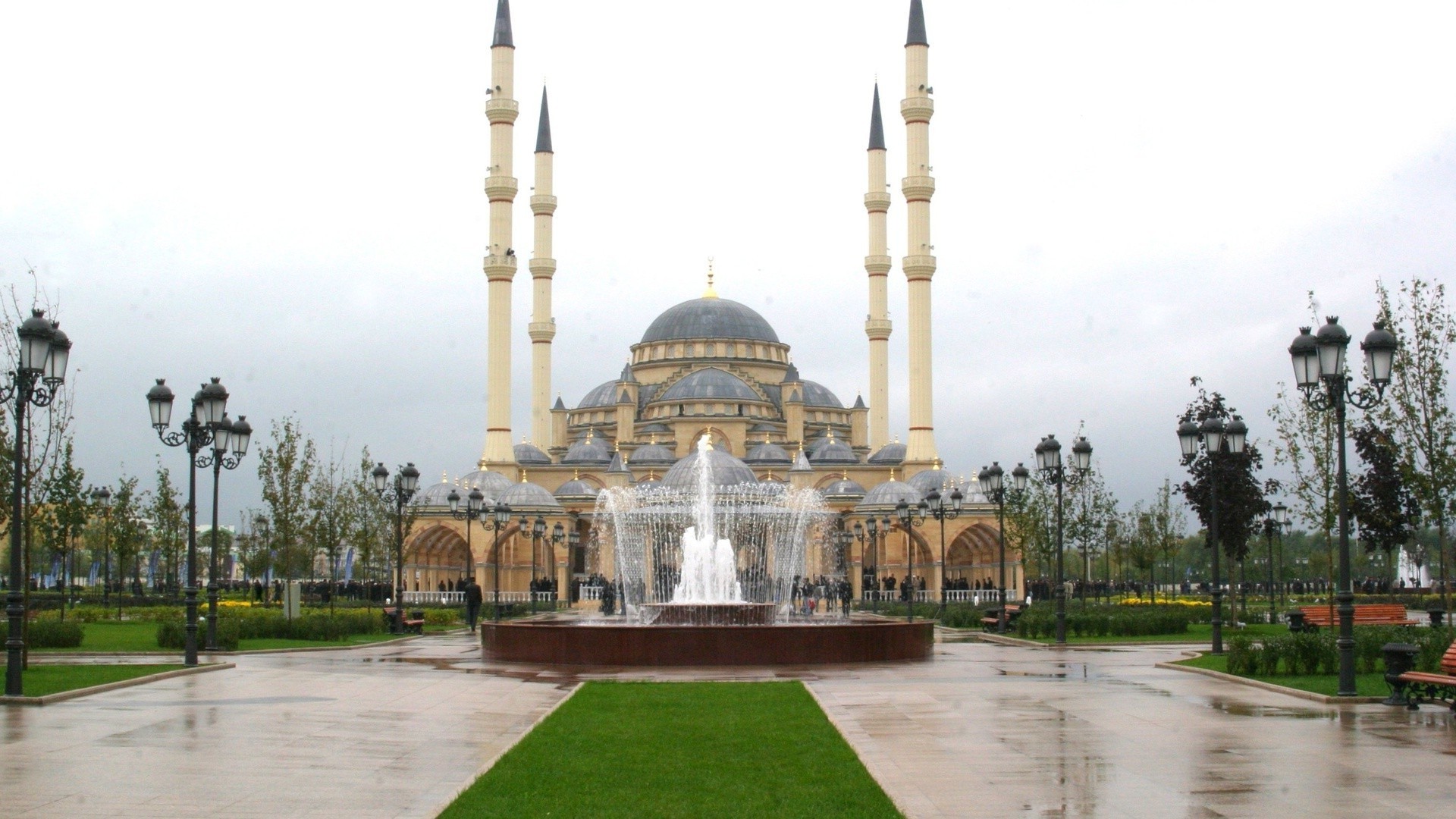 cidades e arquitetura minarete arquitetura religião casa cúpula viagens céu monumento ao ar livre museu turismo atração turística cidade otomano templo religioso