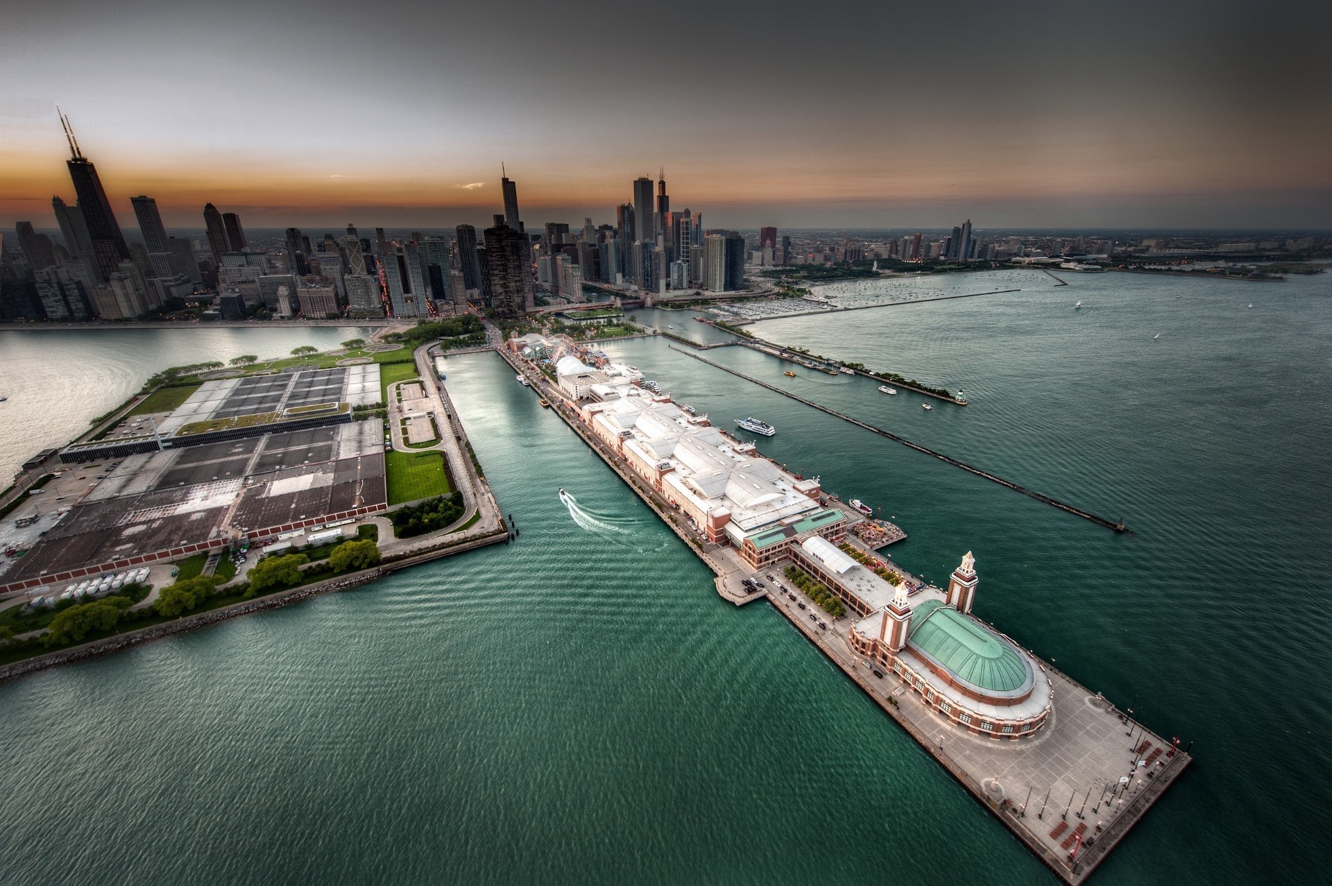 ciudad agua viajes coche mar sistema de transporte río embarcación barco arquitectura cielo mar paisaje barco ciudad muelle casa puerto océano