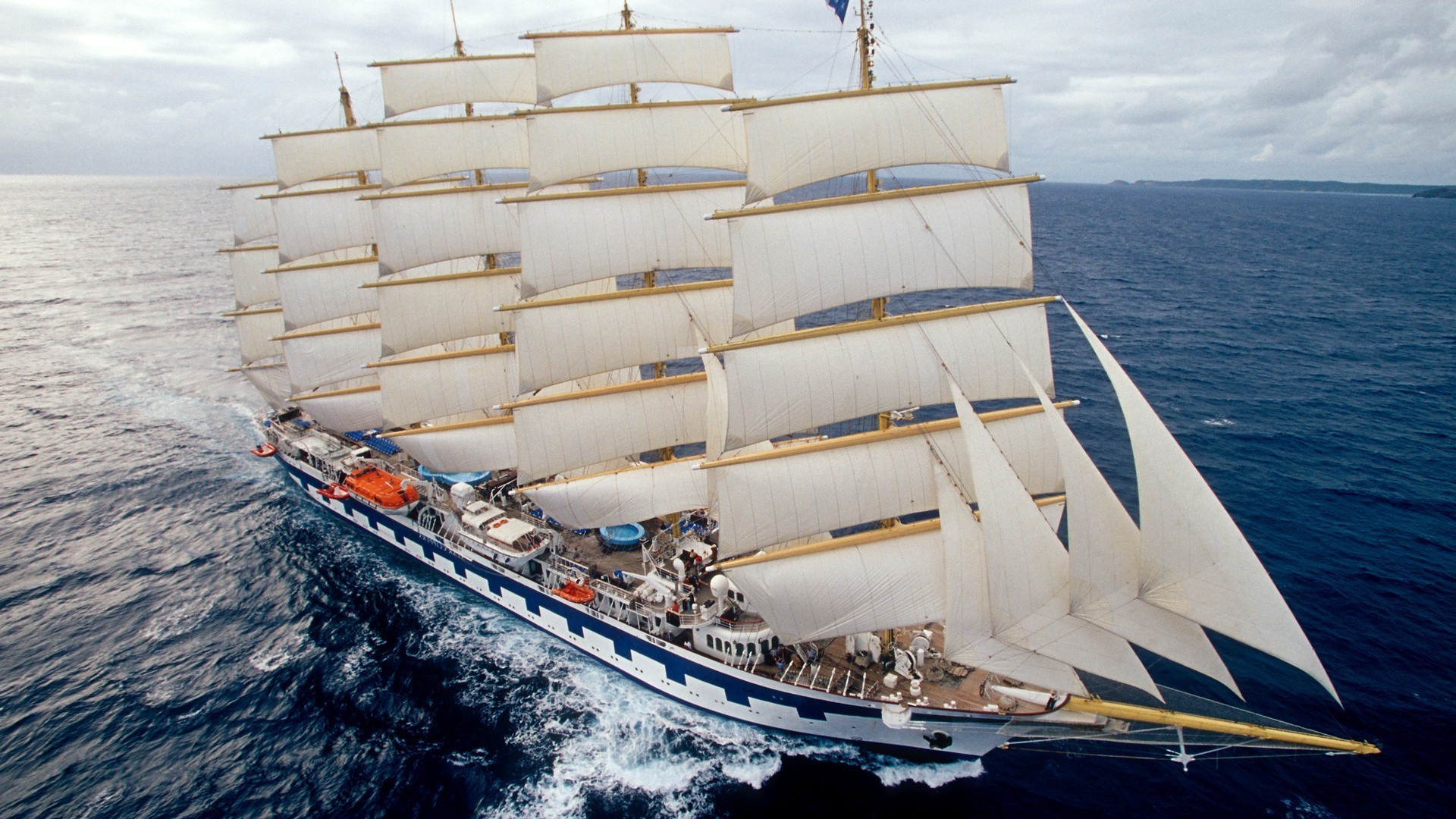 barcos de vela embarcaciones barco velero mar barco sistema de transporte agua vela yate océano marina viajes coche puerto ocio marina de guerra marina cielo