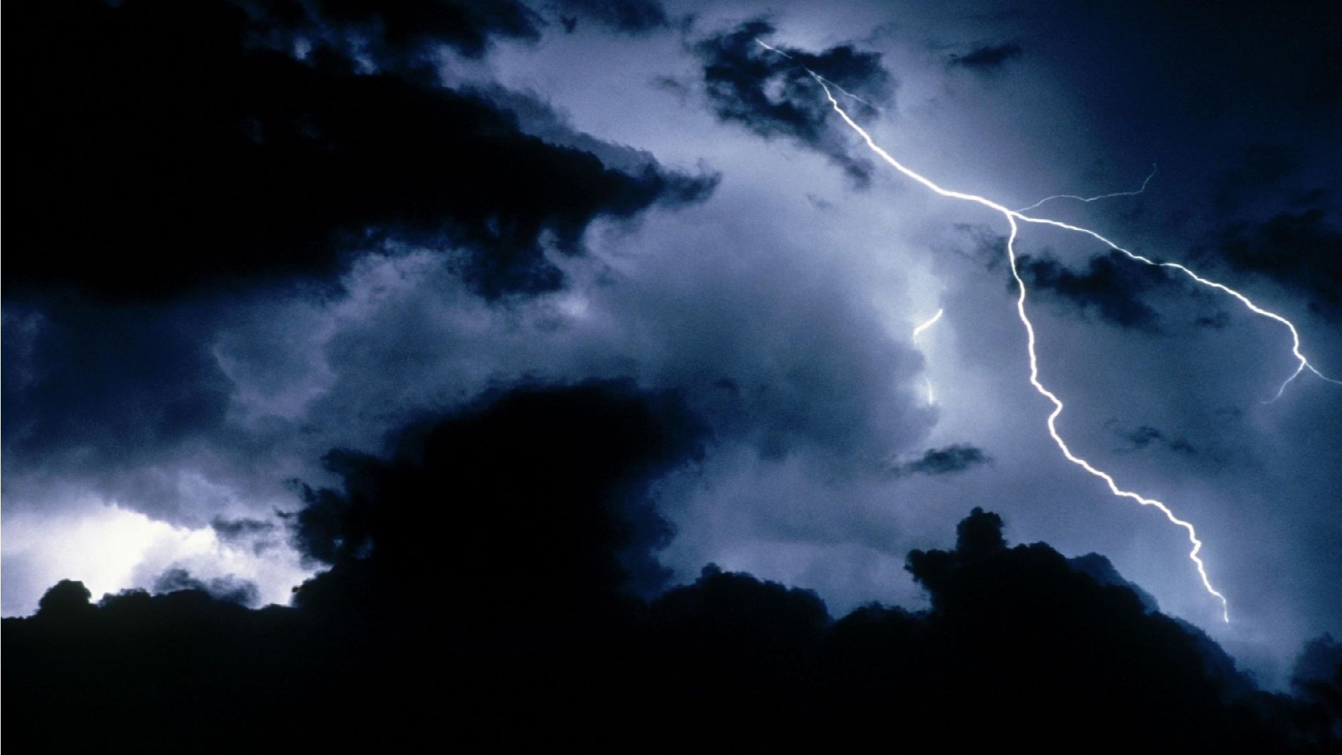 blitz sturm himmel wetter licht regen landschaft tageslicht gewitter sonnenuntergang natur im freien abend meteorologie wolke donner sonne katastrophe dunkel