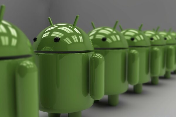 Imagen de una fila verde de androides