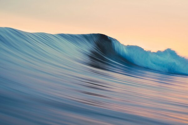 Ocean wave with beautiful reflection