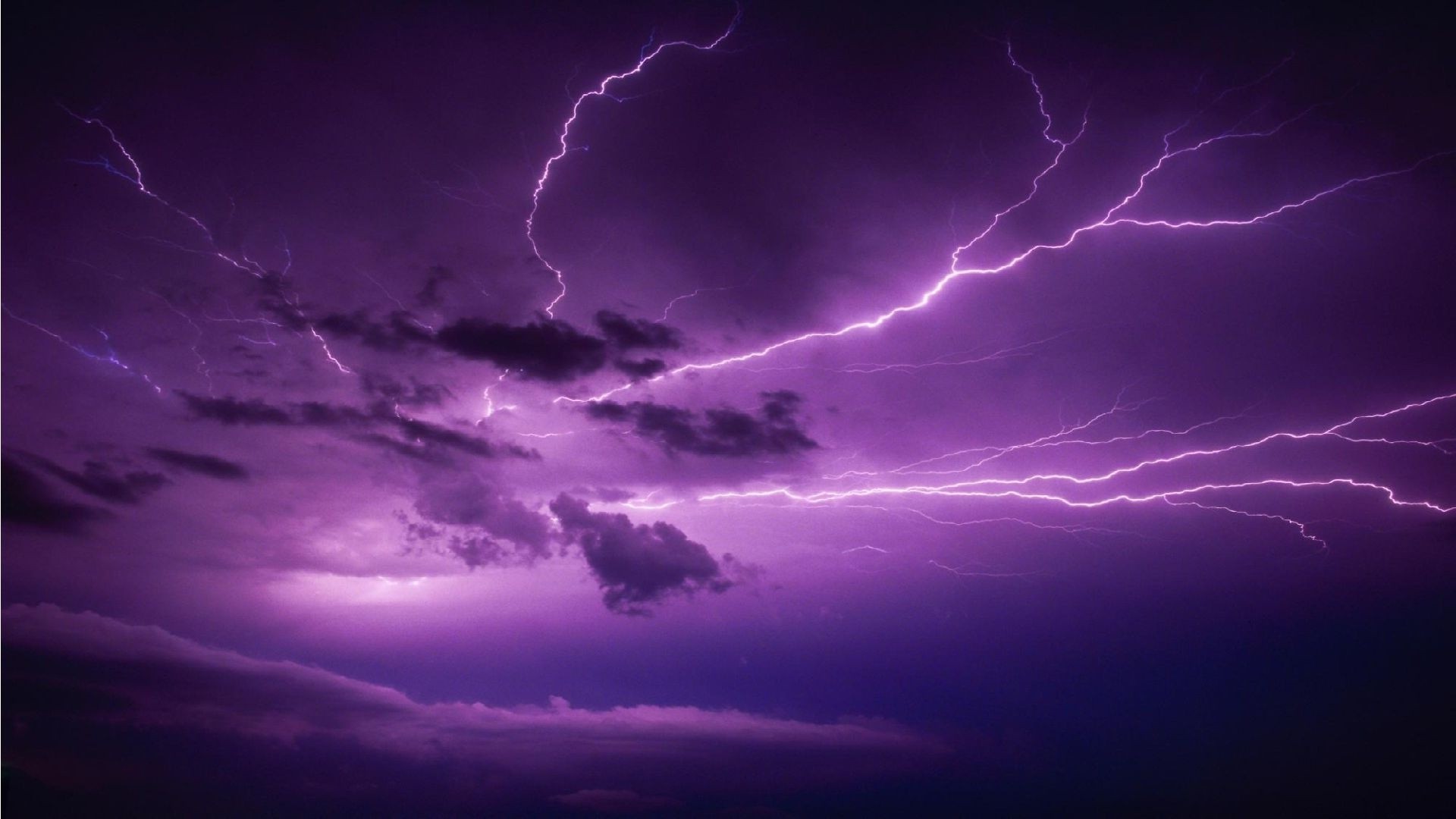 lightning thunderstorm storm thunder thunderbolt weather dark rain color sky sunset abstract flash desktop nature strike evening violet light