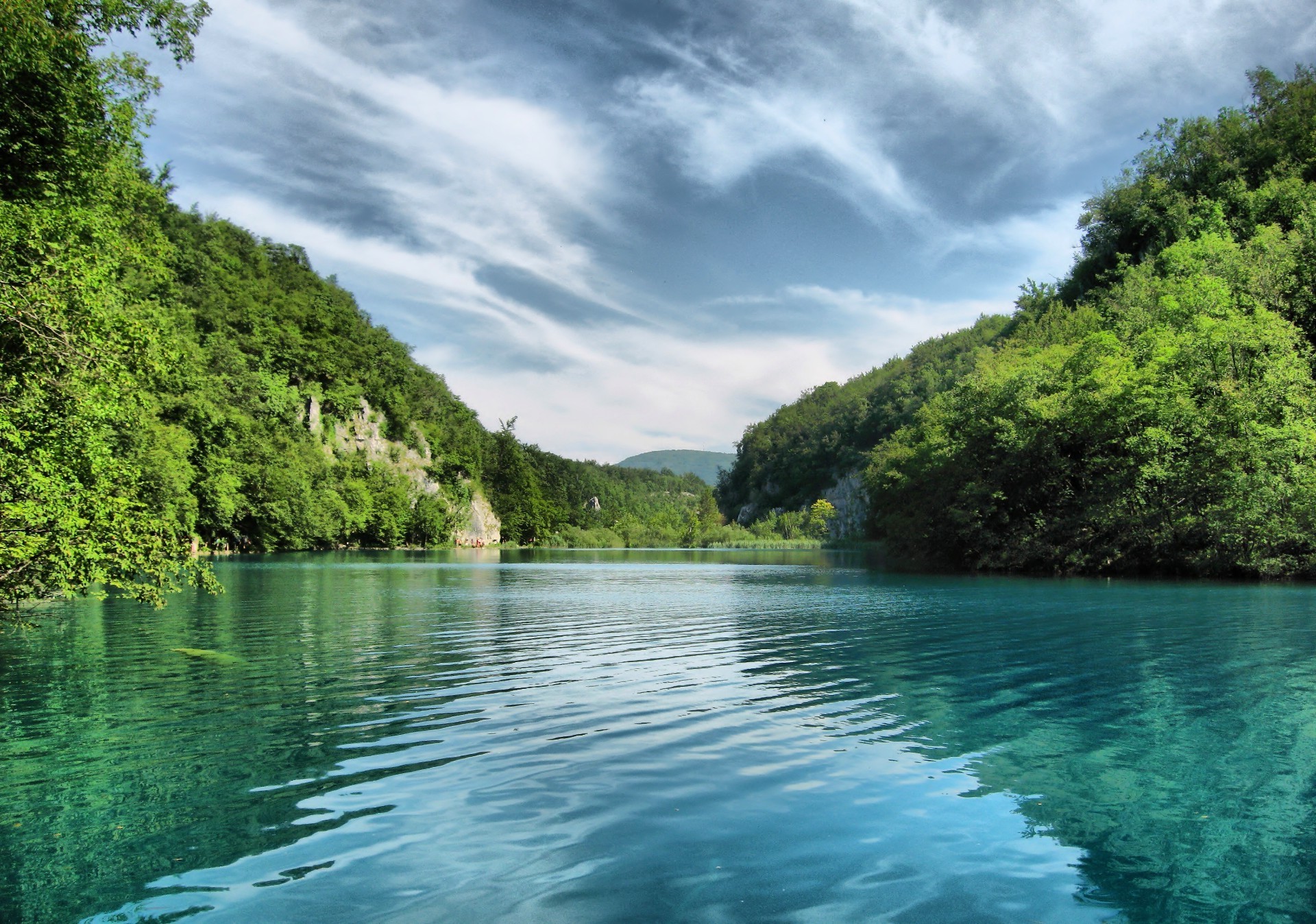 rzeki stawy i strumienie stawy i strumienie woda rzeka natura drzewo drewno krajobraz lato jezioro podróże na zewnątrz tropikalny sceniczny niebo odbicie idylla światło dzienne liść