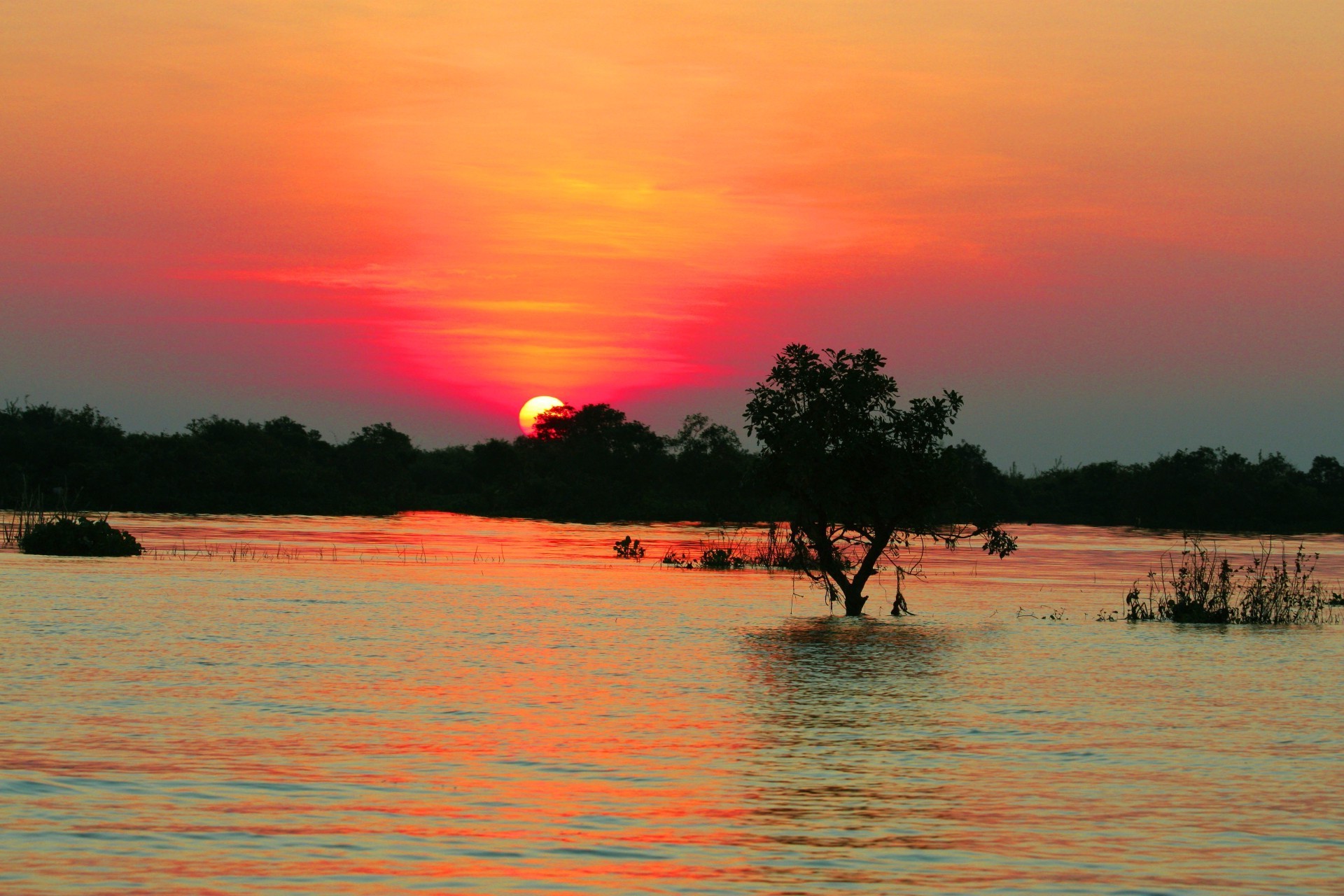 famous places water sunset dawn evening sun lake landscape dusk outdoors nature summer tree reflection fair weather