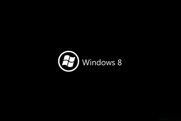 Logotipos de Windows 8 en el fondo negro