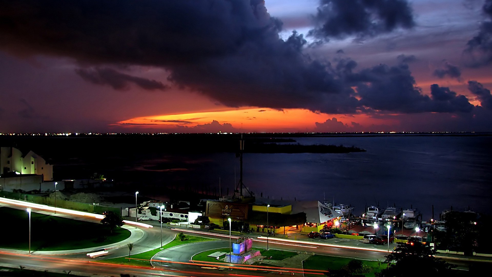 ciudades y arquitectura agua viajes sistema de transporte coche puesta de sol noche anochecer al aire libre cielo arquitectura