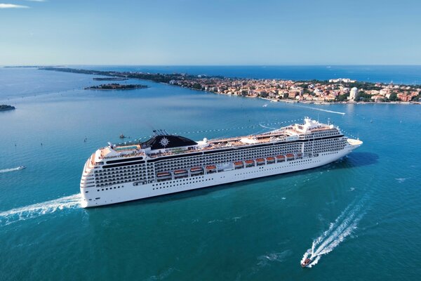 Vamos a dar la vuelta al mundo en un crucero