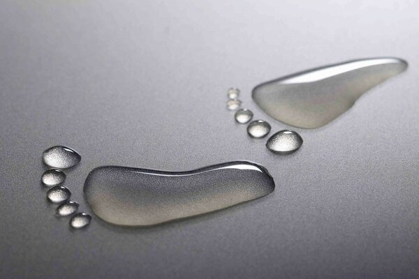 Footprints made of water droplets