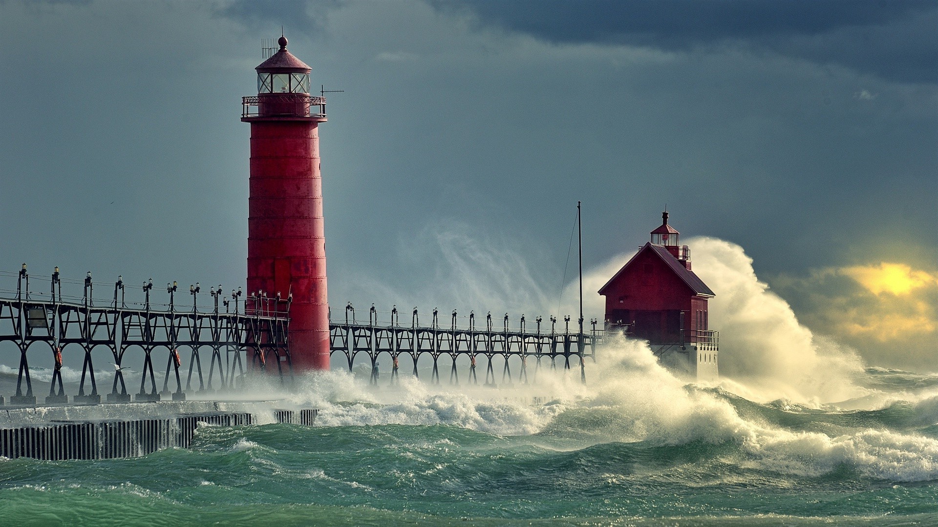 meer und ozean leuchtturm wasser himmel reisen im freien licht architektur ozean meer abend sonnenuntergang landschaft dämmerung sturm