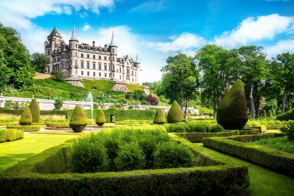 Magnífico Jardín bien cuidado Palacio