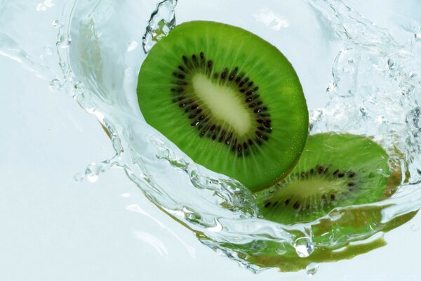 Kiwi pieces fall into the water