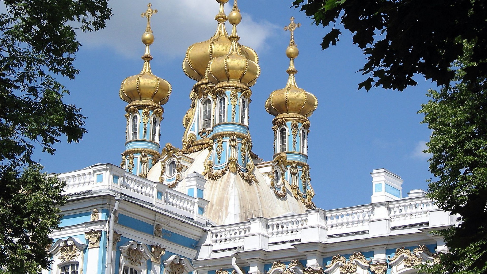 städte und architektur architektur orthodox religion kirche reisen haus kathedrale gold kuppel kreuz himmel tempel berühmt stadt alt kultur tourismus religiös gott außen