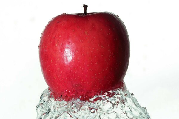 Droplets and water Apple on water