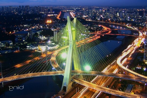 A beautiful bridge in a gloomy city