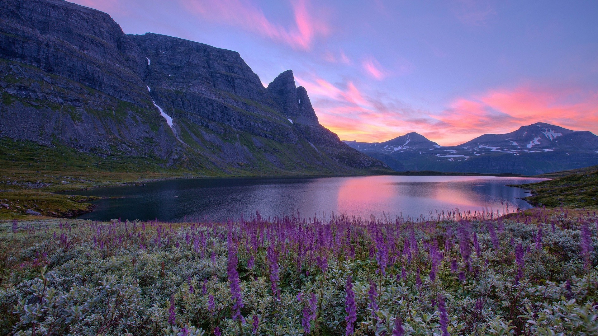 berge landschaft wasser reisen im freien berge sonnenuntergang see natur abend landschaftlich himmel dämmerung dämmerung fluss reflexion idylle sommer